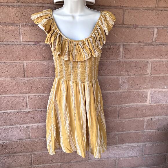Rip Curl Fiesta Horizontal Stripe Smocked Dress Yellow Ruffle Collar Womens M - Picture 1 of 12
